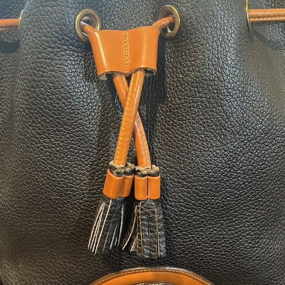 Dooney and Bourke Handbag - Picture 3 of 9